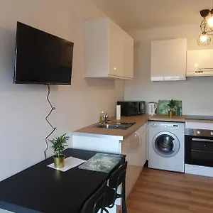 Appartement T2 Avec Grande Terrasse Quartier Jardin Massey, Tarbes